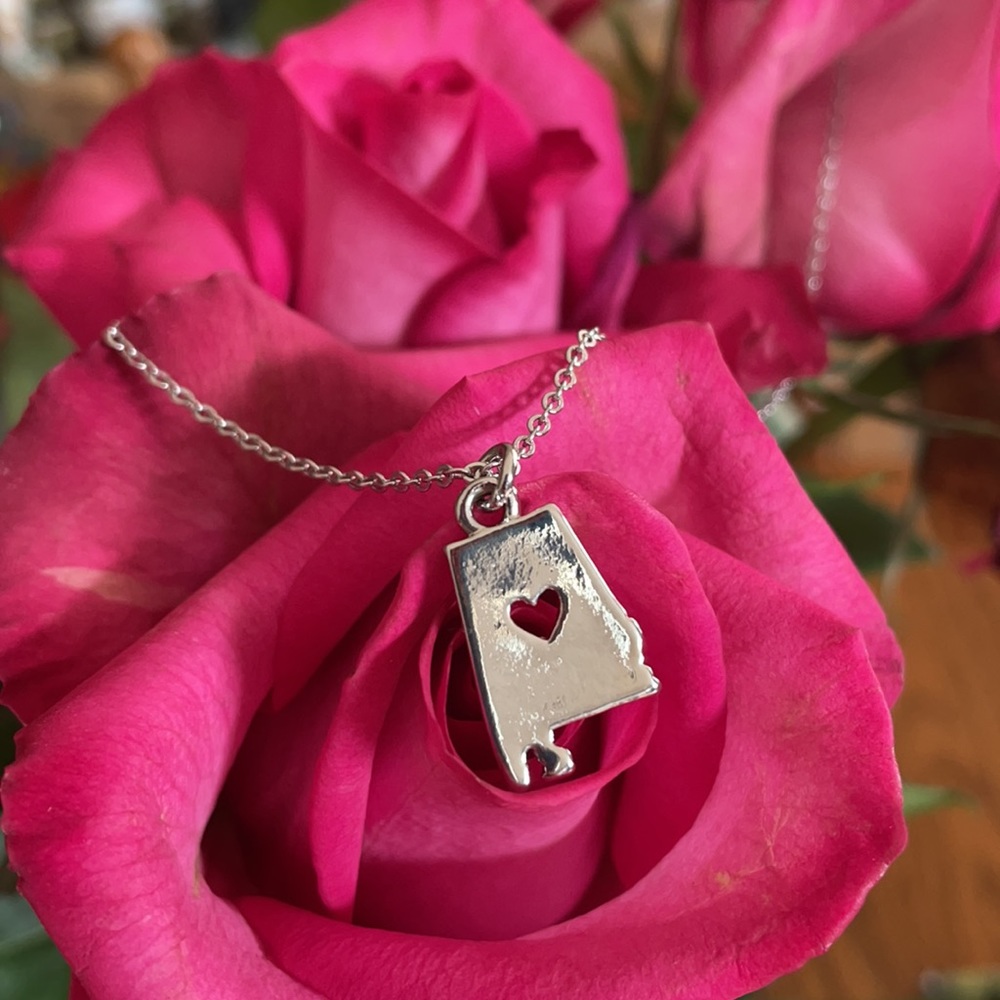 Alabama state heart necklace